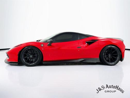 2020 Ferrari F8 Tributo Base