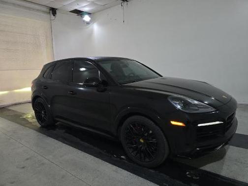 2021 Porsche Cayenne GTS