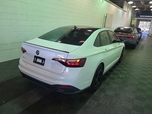 2024 Volkswagen Jetta GLI 2.0T Autobahn