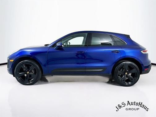 2024 Porsche Macan Base