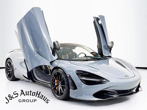 2023 McLaren 720S Base