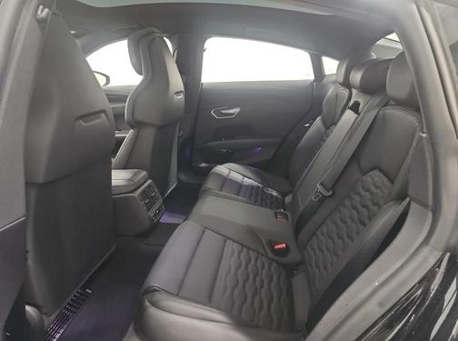 2022 Audi e-tron GT Prestige