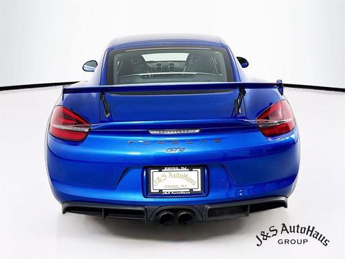 2016 Porsche Cayman GT4