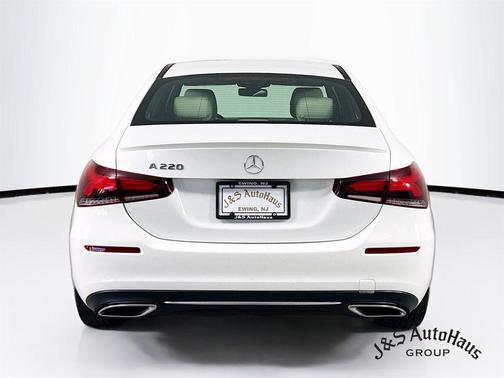 2019 Mercedes-Benz A-Class A 220