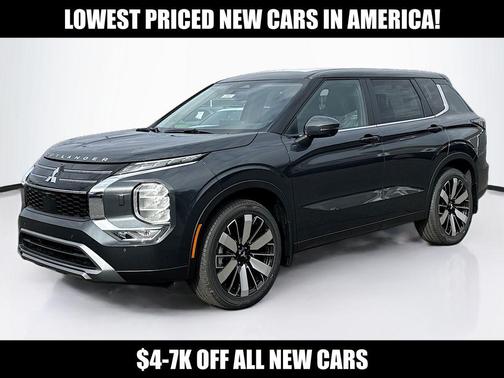 Graphite Gray 2026 Mitsubishi Outlander SE 2.5 S-AWC