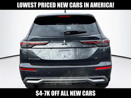 Graphite Gray 2026 Mitsubishi Outlander SE 2.5 S-AWC