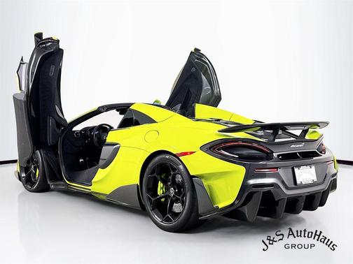 2020 McLaren 600LT Base