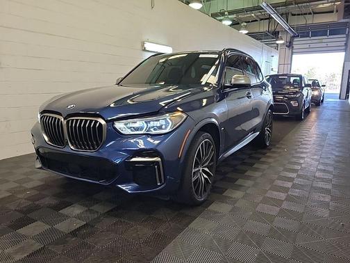2023 BMW X5 M50i