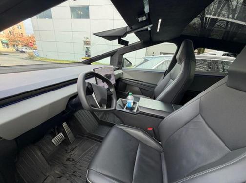 2024 Tesla Cybertruck All-Wheel Drive