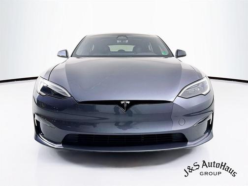 2023 Tesla Model S Plaid