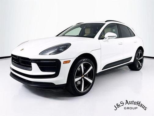 2024 Porsche Macan Base
