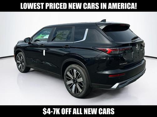 Black 2026 Mitsubishi Outlander SE 2.5 2WD