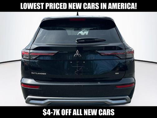 Black 2026 Mitsubishi Outlander SE 2.5 2WD