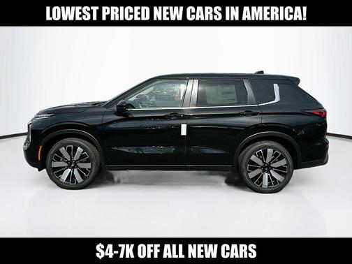 Black 2026 Mitsubishi Outlander SE 2.5 2WD
