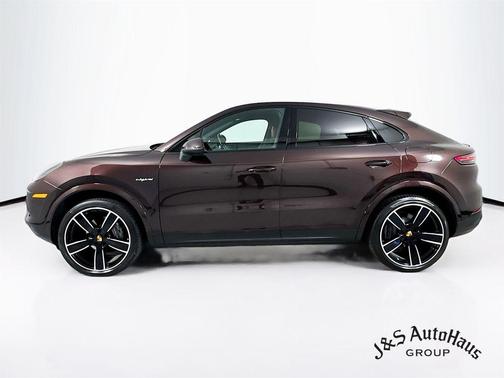 2022 Porsche Cayenne Cayenne E-Hybrid