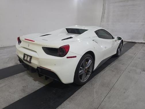 2018 Ferrari 488 Spider Base