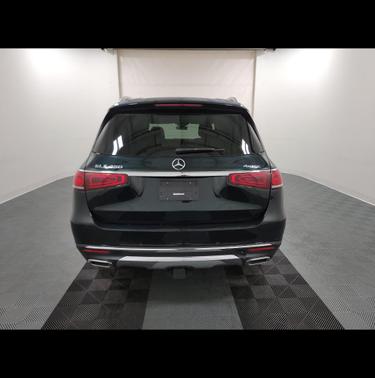 2022 Mercedes-Benz GLS 450 4MATIC