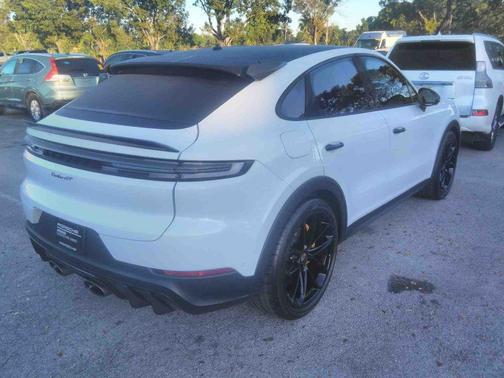 2024 Porsche Cayenne Turbo GT