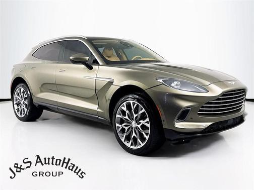 2021 Aston Martin DBX Base