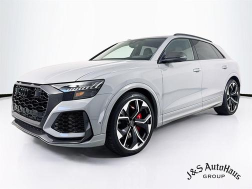 2023 Audi RS Q8 4.0T