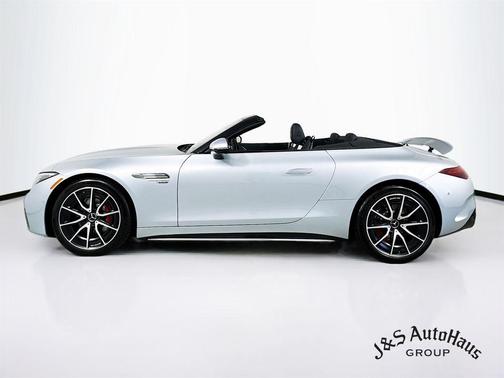 2022 Mercedes-Benz AMG SL 55 Base