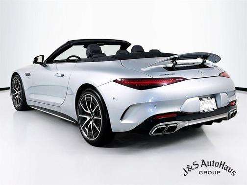 2022 Mercedes-Benz AMG SL 55 Base