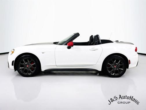 2018 FIAT 124 Spider Base