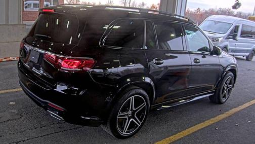 2022 Mercedes-Benz GLS 450 4MATIC