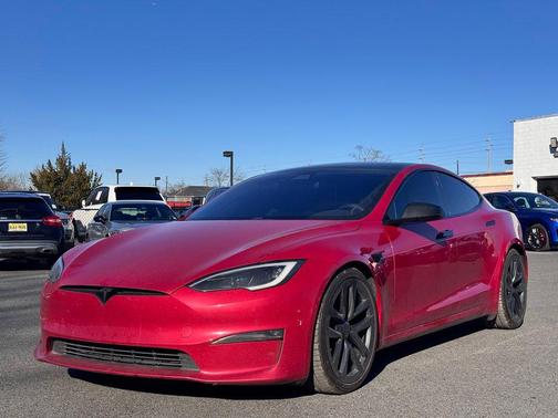 2022 Tesla Model S Plaid