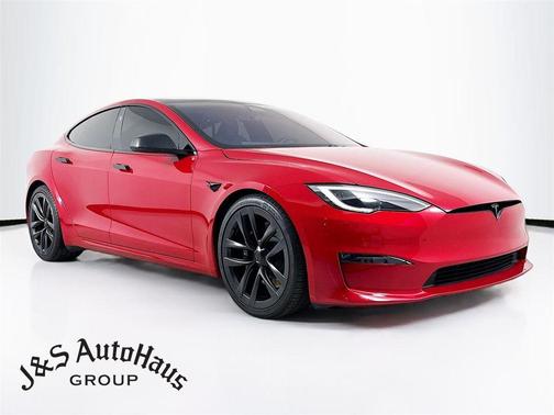 2022 Tesla Model S Plaid
