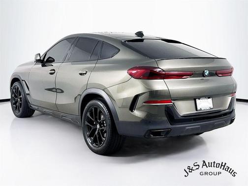 2023 BMW X6 xDrive40i