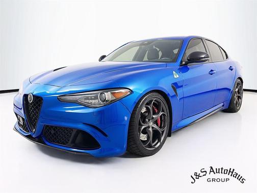 2023 Alfa Romeo Giulia Quadrifoglio
