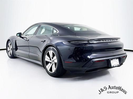 2022 Porsche Taycan 4S