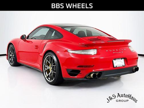 2016 Porsche 911 Turbo S