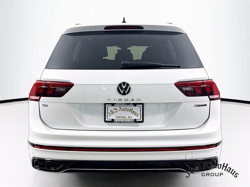 2022 Volkswagen Tiguan 2.0T SE R-Line Black 4MOTION