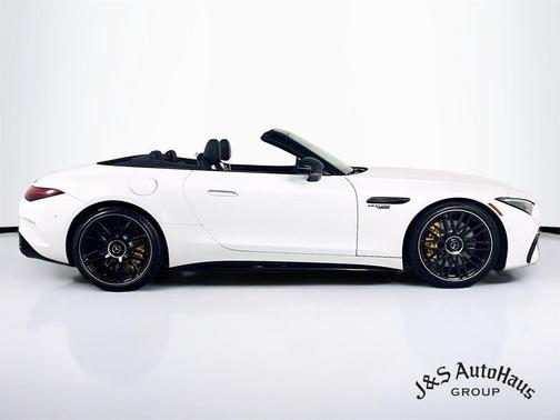 2022 Mercedes-Benz AMG SL 55 Base