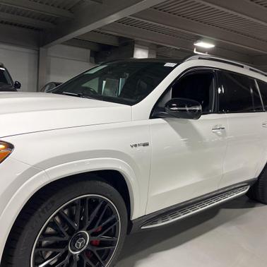 2025 Mercedes-Benz AMG GLS 63 Base
