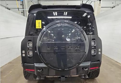 2024 Land Rover Defender 110 P525 Carpathian Edition