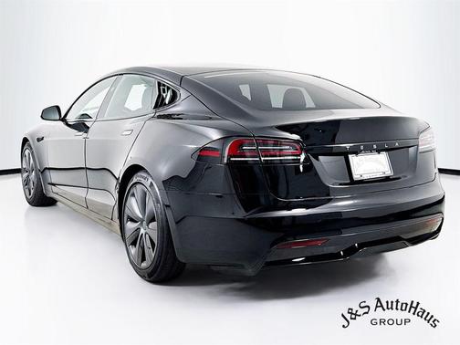 2023 Tesla Model S Base