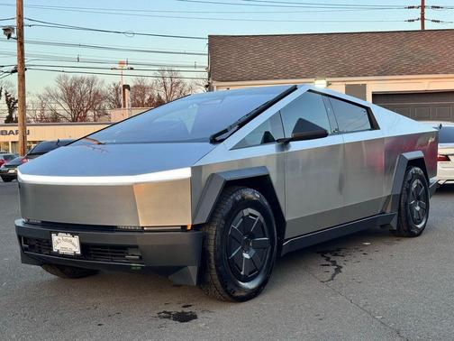 2024 Tesla Cybertruck All-Wheel Drive