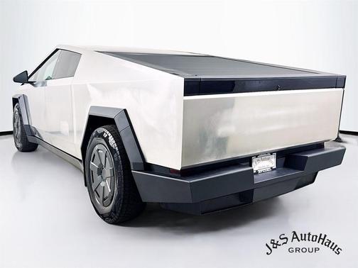 2024 Tesla Cybertruck All-Wheel Drive