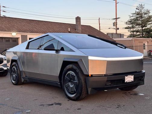 2024 Tesla Cybertruck All-Wheel Drive