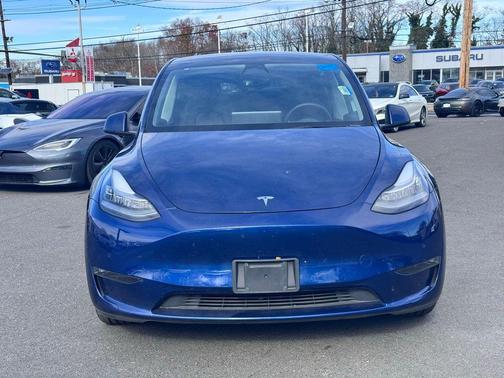 2022 Tesla Model Y Long Range Dual Motor All-Wheel Drive