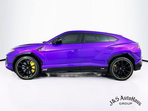2023 Lamborghini Urus S