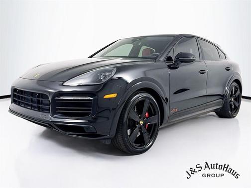 2022 Porsche Cayenne GTS