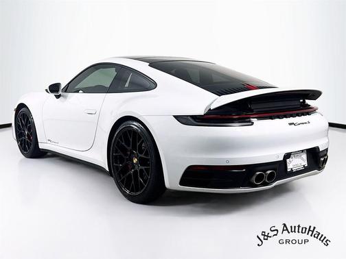 2020 Porsche 911 Carrera S