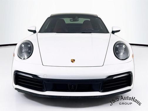 2020 Porsche 911 Carrera S