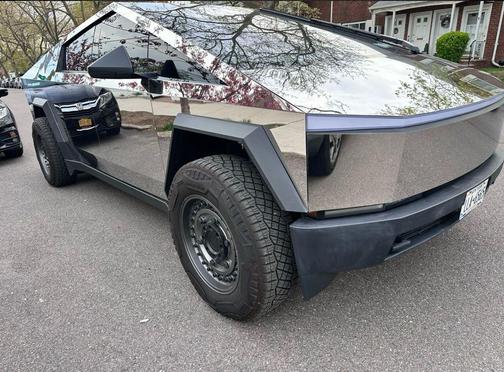 2024 Tesla Cybertruck All-Wheel Drive