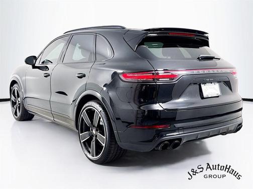 2020 Porsche Cayenne Turbo
