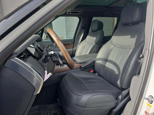 2023 Land Rover Range Rover P400 SE